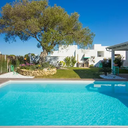 Casa Autosustentable Con Piscina, Huvagondili Casa de Férias Zahora